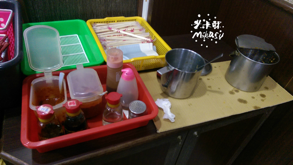 駱師父牛肉麵:【高雄/食﹡小港】鄰近高雄餐旅學院、小港醫院.駱師父牛肉麵