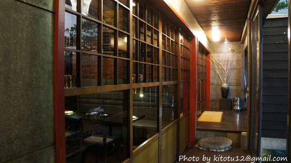 笑俱場燒肉居酒屋:【豐原美食】笑俱場燒肉居酒屋/日式建築燒肉/日式燒烤/日式燒肉/日式碳火燒肉/燒肉喝酒/豐原火車站美食/攝影景點