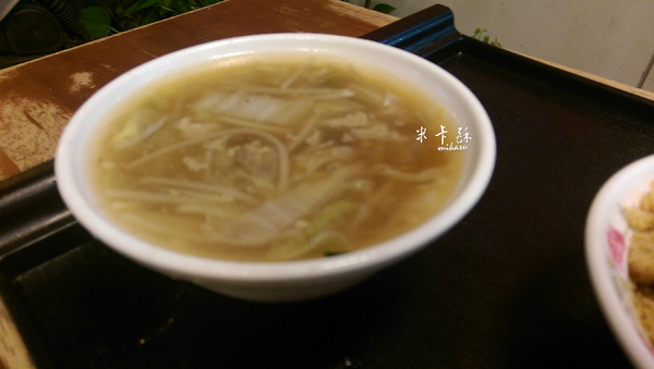 米糕厝(河南店)：【高雄/食﹡前鎮】市區內的平價樸實．米糕厝