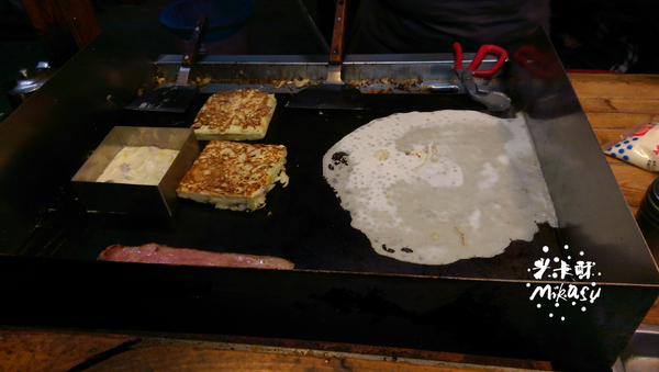 日式大阪燒：【高雄/食﹡苓雅】麵糊雙蛋蛋餅超滿足．日式大阪燒