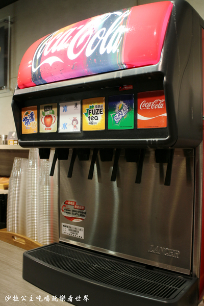 燒肉丼販:東區販賣機丼飯『燒肉丼販』捷運忠孝敦化站/燒肉丼飯