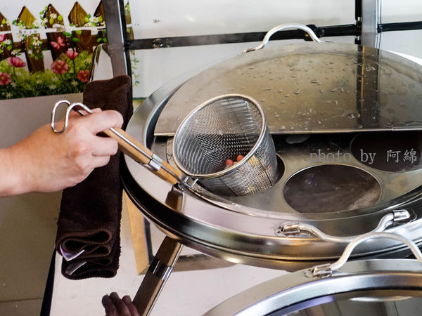 【桃園小吃】桃園忠孝甜品專賣-現煮!手工芋圓湯圓大湯圓,以黑糖入湯的極品熱甜湯.冬至/元宵/燒仙草/湯圓紅豆湯/花生湯圓/芝麻湯圓/桃園美食/在地人推薦必吃