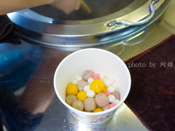 【桃園小吃】桃園忠孝甜品專賣-現煮!手工芋圓湯圓大湯圓,以黑糖入湯的極品熱甜湯.冬至/元宵/燒仙草/湯圓紅豆湯/花生湯圓/芝麻湯圓/桃園美食/在地人推薦必吃