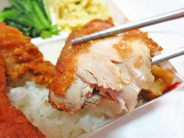 【新莊】稻地家常便當-70元就能吃到8兩重大雞腿便當