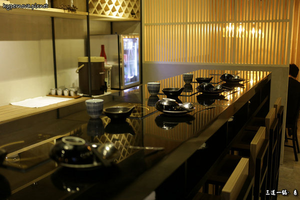 三道一鍋 杳 概念店:三道一鍋 · 杳 概念店 日式涮涮鍋 國父紀念館站美食 CP值高 精緻又好吃的養生火鍋