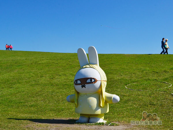 八里-十三行文化公園12-(9)熱氣球區與(10)飛翔區-飛行員米飛