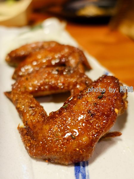 【桃園日式】八條壽司 南平店-不用跑三峽排隊吃壽司，愈夜愈美！桃園藝文特區深夜食堂．cp值高/宵夜/居酒屋/平價日本料理/桃園美食/在地人推薦必吃