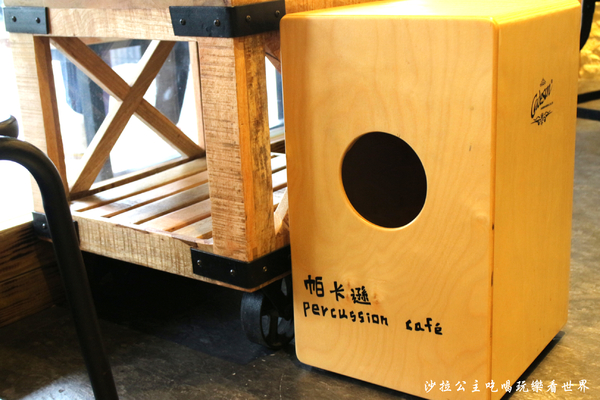 帕卡遜 percussion caf'e:板橋咖啡下午茶『帕卡遜 percussion caf'e』新北耶誕城/鬆餅