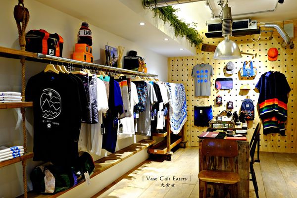 東區美食-V.C.E南加州餐飲生活概念店