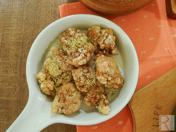 HOME CURRY:娜丹小姐【西門 】HOME CURRY 有家的味道,溫暖你的心|隱藏版萌萌咖哩飯|萬年大樓美食街|捷運西門站|口碑券