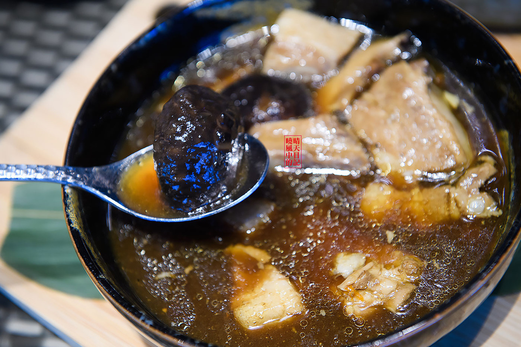 Asia 49 亞洲料理及酒廊:【愛評體驗團|Asia 49 亞洲料理及酒廊 聖誕跨年 歡聚餐廳】嚐道地亞洲料理 賞新板最高無敵景觀 眼口的幸福饗宴