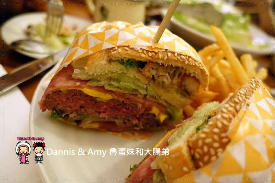 20161107《新竹美食》貳樓餐廳 Second Floor Café-新竹店 x STEG慶生~服務好份量足夠適合聚餐 飲料無限續︱ （影片） (11).jpg