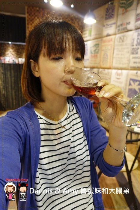 20161110《新竹平價咖啡店》歐客佬精品咖啡旗艦店 -新竹光華店x用銅板價品嚐好咖啡和美味甜點 ︱超奢華世界級藝伎咖啡相遇初體驗（影片） (23).jpg