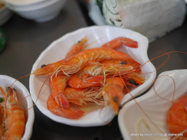 瘋蝦：【食記】台中瘋蝦吃到飽-美術館店-瘋系企業@西區國立美術館&向上國中&崇倫公園 : 痛風的預感! 口味OK, 讓你不知不覺吃到死 >///<