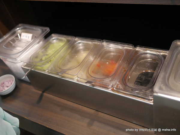 瘋蝦：【食記】台中瘋蝦吃到飽-美術館店-瘋系企業@西區國立美術館&向上國中&崇倫公園 : 痛風的預感! 口味OK, 讓你不知不覺吃到死 >///<