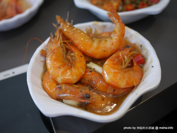 瘋蝦：【食記】台中瘋蝦吃到飽-美術館店-瘋系企業@西區國立美術館&向上國中&崇倫公園 : 痛風的預感! 口味OK, 讓你不知不覺吃到死 >///<