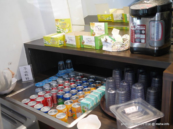 瘋蝦：【食記】台中瘋蝦吃到飽-美術館店-瘋系企業@西區國立美術館&向上國中&崇倫公園 : 痛風的預感! 口味OK, 讓你不知不覺吃到死 >///<