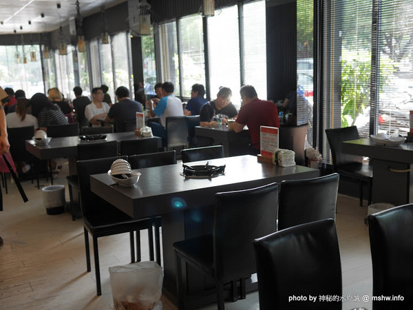 瘋蝦：【食記】台中瘋蝦吃到飽-美術館店-瘋系企業@西區國立美術館&向上國中&崇倫公園 : 痛風的預感! 口味OK, 讓你不知不覺吃到死 >///<