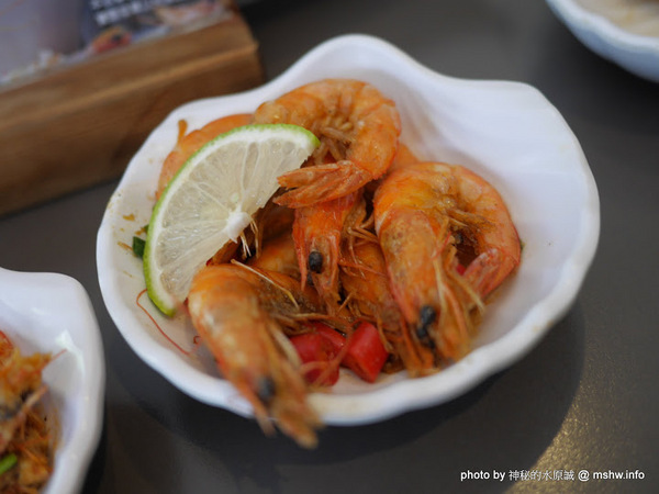 瘋蝦：【食記】台中瘋蝦吃到飽-美術館店-瘋系企業@西區國立美術館&向上國中&崇倫公園 : 痛風的預感! 口味OK, 讓你不知不覺吃到死 >///<