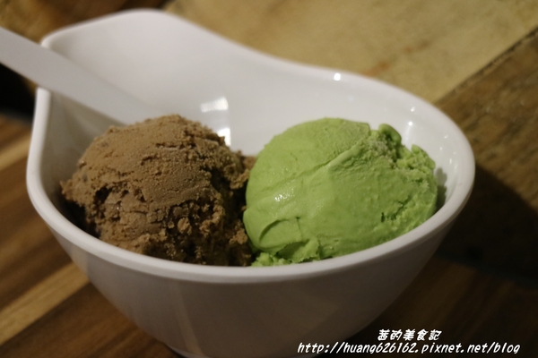 肉普普 石頭•涮涮鍋:【台北南港區】五分埔火鍋推薦『肉普普 石頭涮涮鍋』近捷運松山火車站,CP值超高美食!