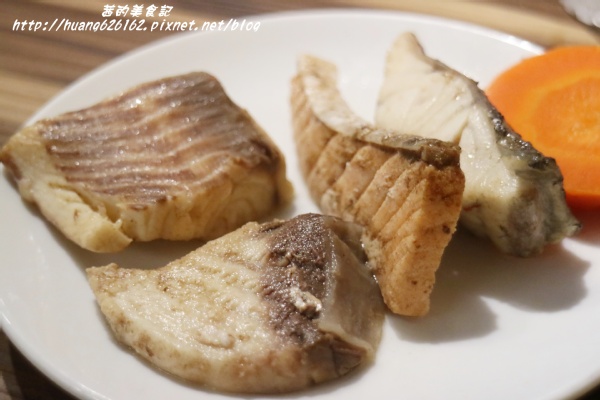 肉普普 石頭•涮涮鍋:【台北南港區】五分埔火鍋推薦『肉普普 石頭涮涮鍋』近捷運松山火車站,CP值超高美食!