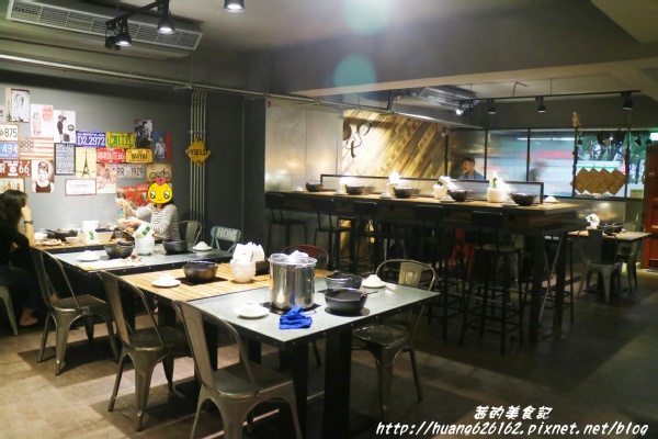 肉普普 石頭•涮涮鍋:【台北南港區】五分埔火鍋推薦『肉普普 石頭涮涮鍋』近捷運松山火車站,CP值超高美食!