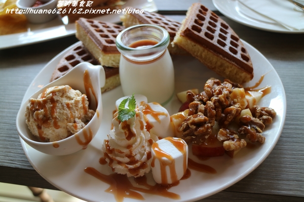 秀咖啡 SHOWCAFE:【台北中山區】捷運中山站『秀咖啡 SHOWCAFE』欣欣百貨/欣欣秀泰/愛評體驗團