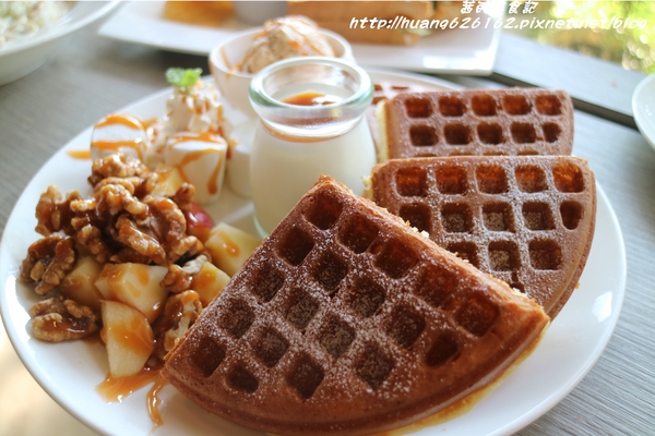 秀咖啡 SHOWCAFE:【台北中山區】捷運中山站『秀咖啡 SHOWCAFE』欣欣百貨/欣欣秀泰/愛評體驗團