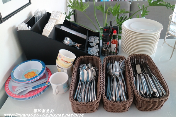 秀咖啡 SHOWCAFE:【台北中山區】捷運中山站『秀咖啡 SHOWCAFE』欣欣百貨/欣欣秀泰/愛評體驗團