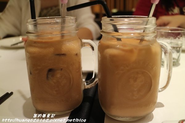 瓦城泰國料理(林口三井店)：【新北林口區】泰式料理 『瓦城泰國料理-三井Outlet』道道料理都非常下飯