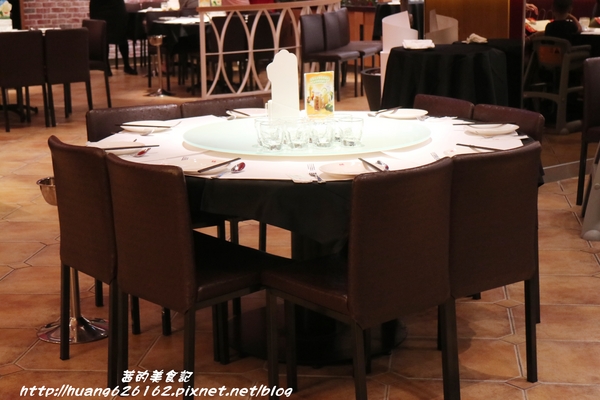 瓦城泰國料理(林口三井店)：【新北林口區】泰式料理 『瓦城泰國料理-三井Outlet』道道料理都非常下飯