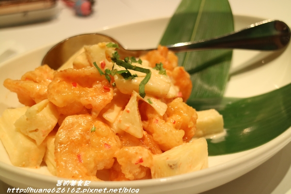 瓦城泰國料理(林口三井店)：【新北林口區】泰式料理 『瓦城泰國料理-三井Outlet』道道料理都非常下飯