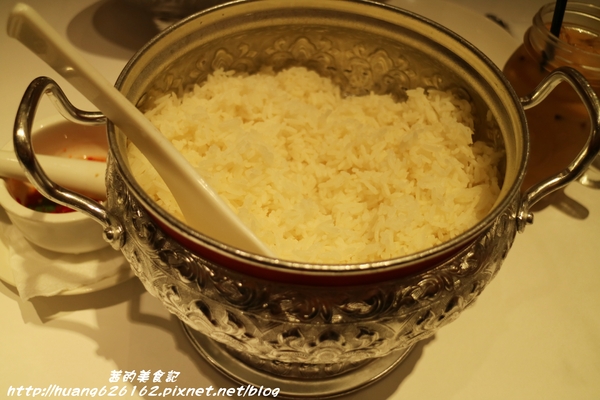 瓦城泰國料理(林口三井店)：【新北林口區】泰式料理 『瓦城泰國料理-三井Outlet』道道料理都非常下飯