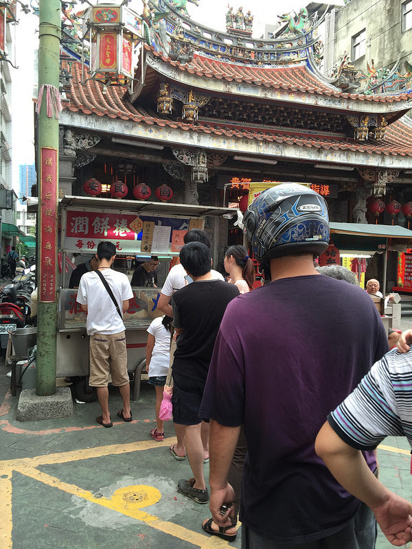 新莊老街潤餅捲 (1)