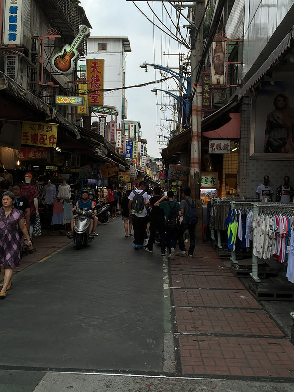 新莊老街潤餅捲 (16)