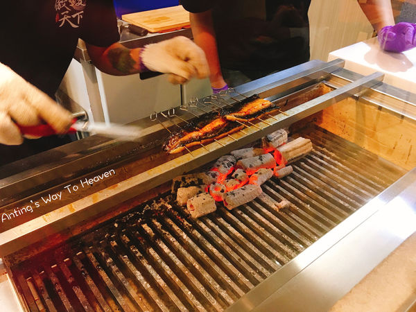 傲鰻天下 鰻魚烘烤中2.jpg