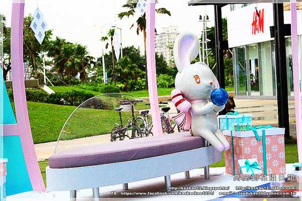 夢時代：【高雄】前鎮區。夢時代《愛．Sharing 2016 Xmas》聖誕佈置搶先看！