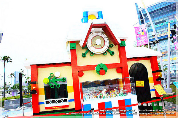 夢時代：【高雄】前鎮區。夢時代《愛．Sharing 2016 Xmas》聖誕佈置搶先看！