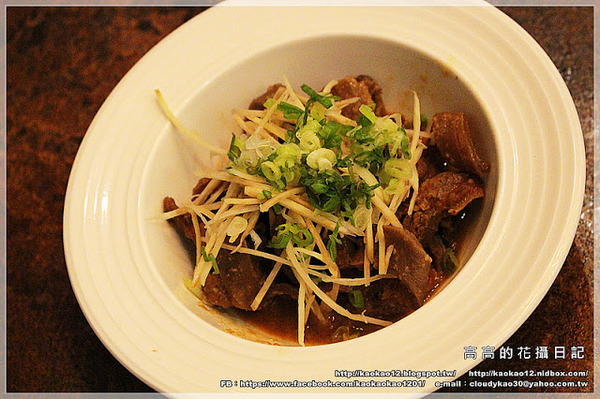 LATE Bistro 暮 餐酒館:【臺南】東區。LATE Bistro 暮 餐酒館《台南東區餐酒館.隱藏在巷弄間的深夜美食》