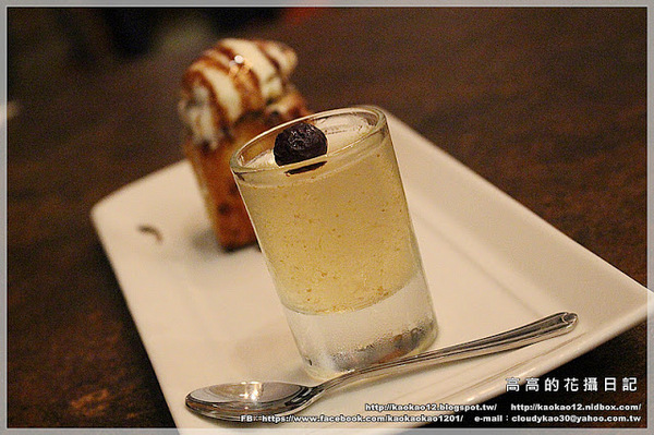 LATE Bistro 暮 餐酒館:【臺南】東區。LATE Bistro 暮 餐酒館《台南東區餐酒館.隱藏在巷弄間的深夜美食》