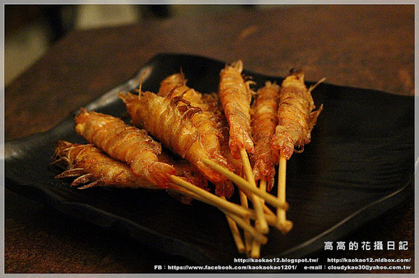 LATE Bistro 暮 餐酒館:【臺南】東區。LATE Bistro 暮 餐酒館《台南東區餐酒館.隱藏在巷弄間的深夜美食》