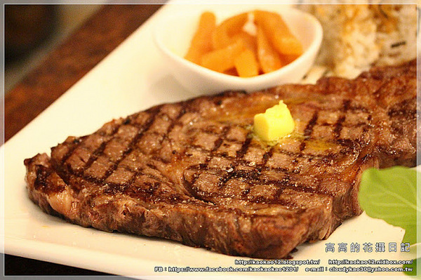 LATE Bistro 暮 餐酒館:【臺南】東區。LATE Bistro 暮 餐酒館《台南東區餐酒館.隱藏在巷弄間的深夜美食》