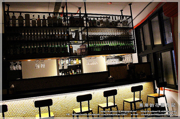 LATE Bistro 暮 餐酒館:【臺南】東區。LATE Bistro 暮 餐酒館《台南東區餐酒館.隱藏在巷弄間的深夜美食》