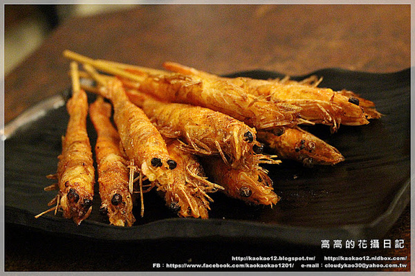 LATE Bistro 暮 餐酒館:【臺南】東區。LATE Bistro 暮 餐酒館《台南東區餐酒館.隱藏在巷弄間的深夜美食》