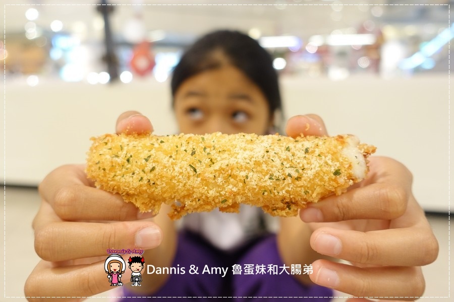 20161117《新竹巨城附近小吃》太空總薯 - 新竹民生店《創新薯製料理》。起司馬鈴薯。子彈薯條。雞米花。乳酪棒下午茶點心、宵夜。看電影新選擇︱開到凌晨的店 （影片） (12).jpg