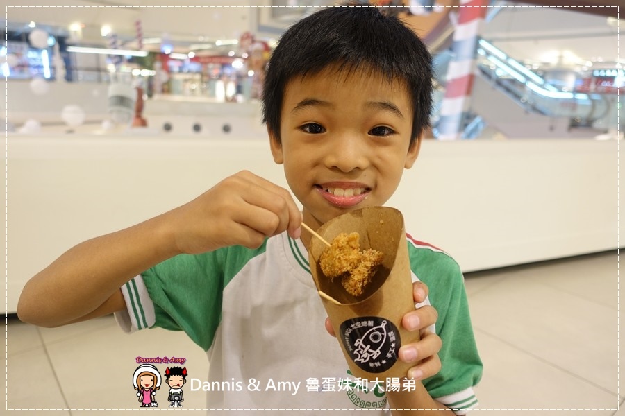 20161117《新竹巨城附近小吃》太空總薯 - 新竹民生店《創新薯製料理》。起司馬鈴薯。子彈薯條。雞米花。乳酪棒下午茶點心、宵夜。看電影新選擇︱開到凌晨的店 （影片） (9).jpg