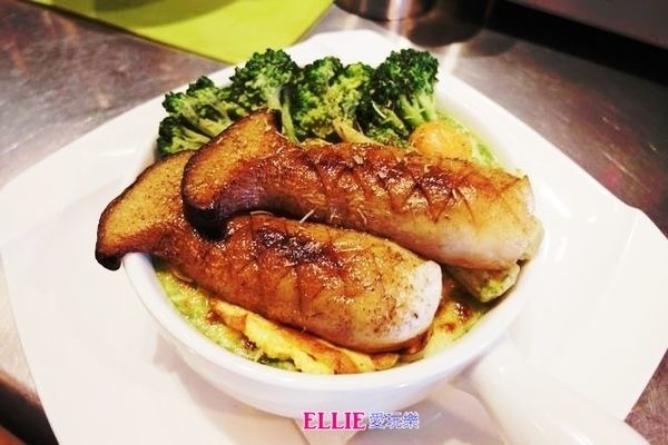 1453284222-3616959001_n