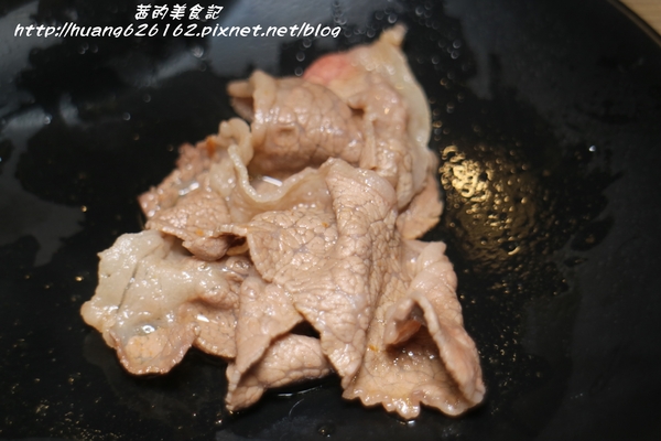 築湘養生麻辣火鍋：【新北三重區】一人就能享用麻辣火鍋『築湘養生麻辣火鍋』三重平價火鍋推薦/麻辣火鍋/養生招牌花雕雞/打卡送鴨血、豆腐/捷運徐匯中學站