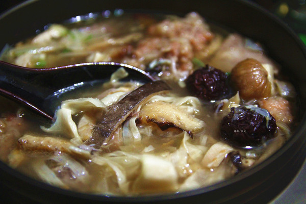 媽飽飽食舖:【宅配。方便料理包年菜】媽飽飽食舖 餐廳的料理。市場的價錢 媽咪們的好選擇 團購 宅配 自取