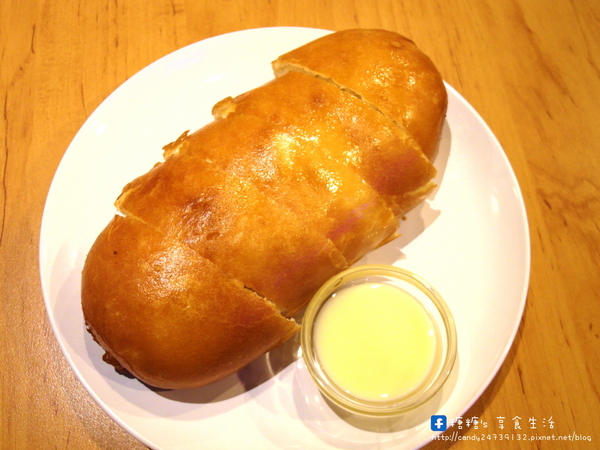 SOGA原來如此鍋燒意麵:〖台中│美食〗SOGA原來如此鍋燒意麵 ❤ 充滿著濃濃工業風裝潢,不是咖啡廳也不是韓式料理,而是賣著鍋燒意麵來著!!